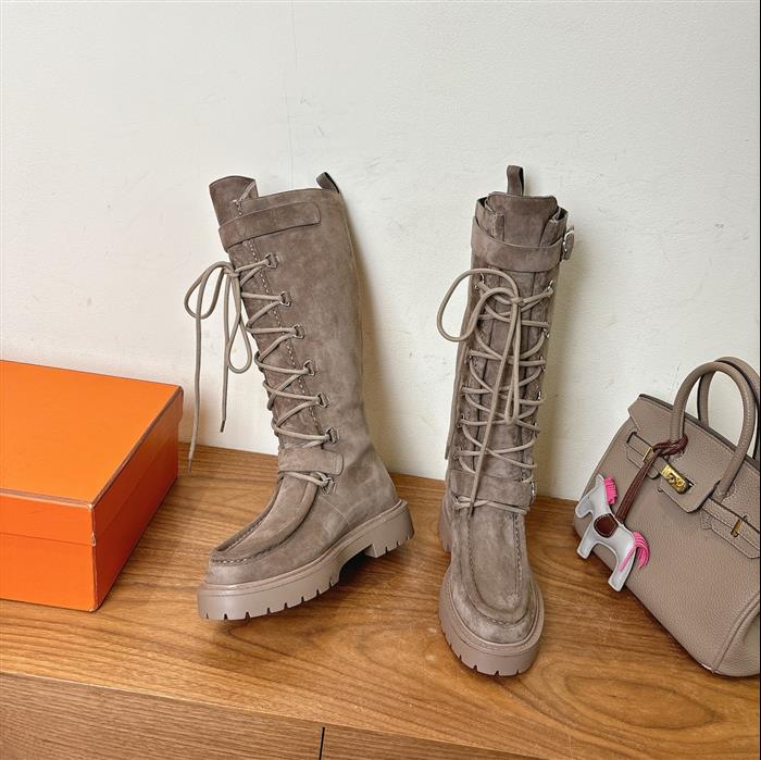 2025112817327665 550